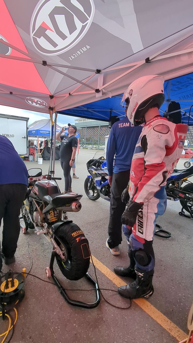 Tire warmers on, nothing to do but wait